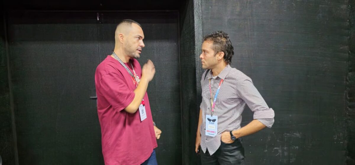 Francisco Ferraz, coordenador do RioMarket Jovem e o diretor de produção do Coletivo Entre Olhos, Erick Sousa
